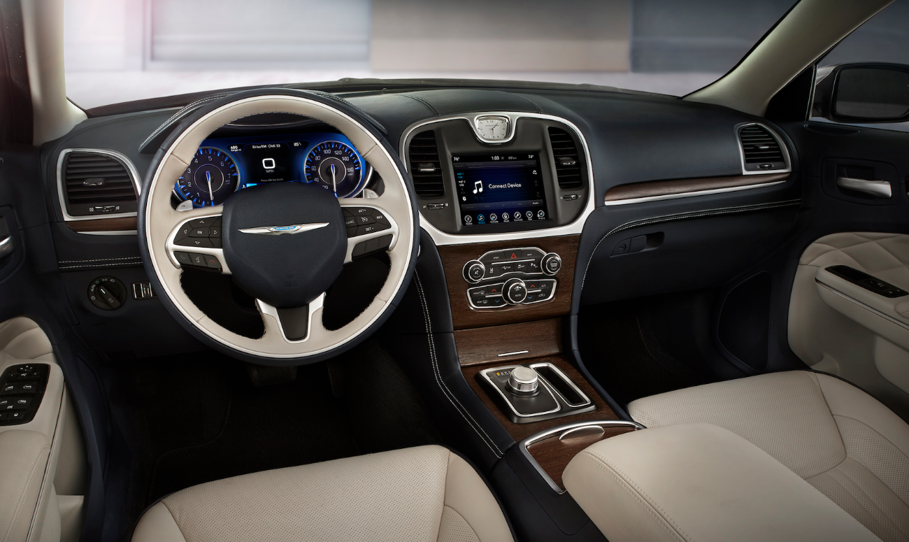 2019 Chrysler 300 Front Interior
